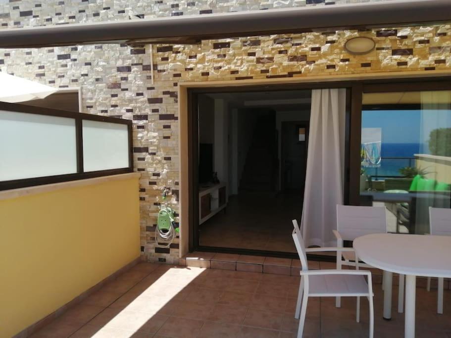 Bungalow En Primera Linea Del Mar 아레날레스 델 솔 외부 사진