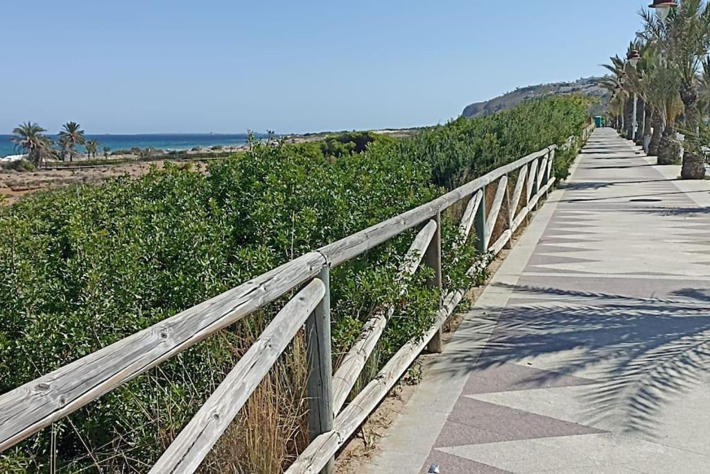 Bungalow En Primera Linea Del Mar 아레날레스 델 솔 외부 사진